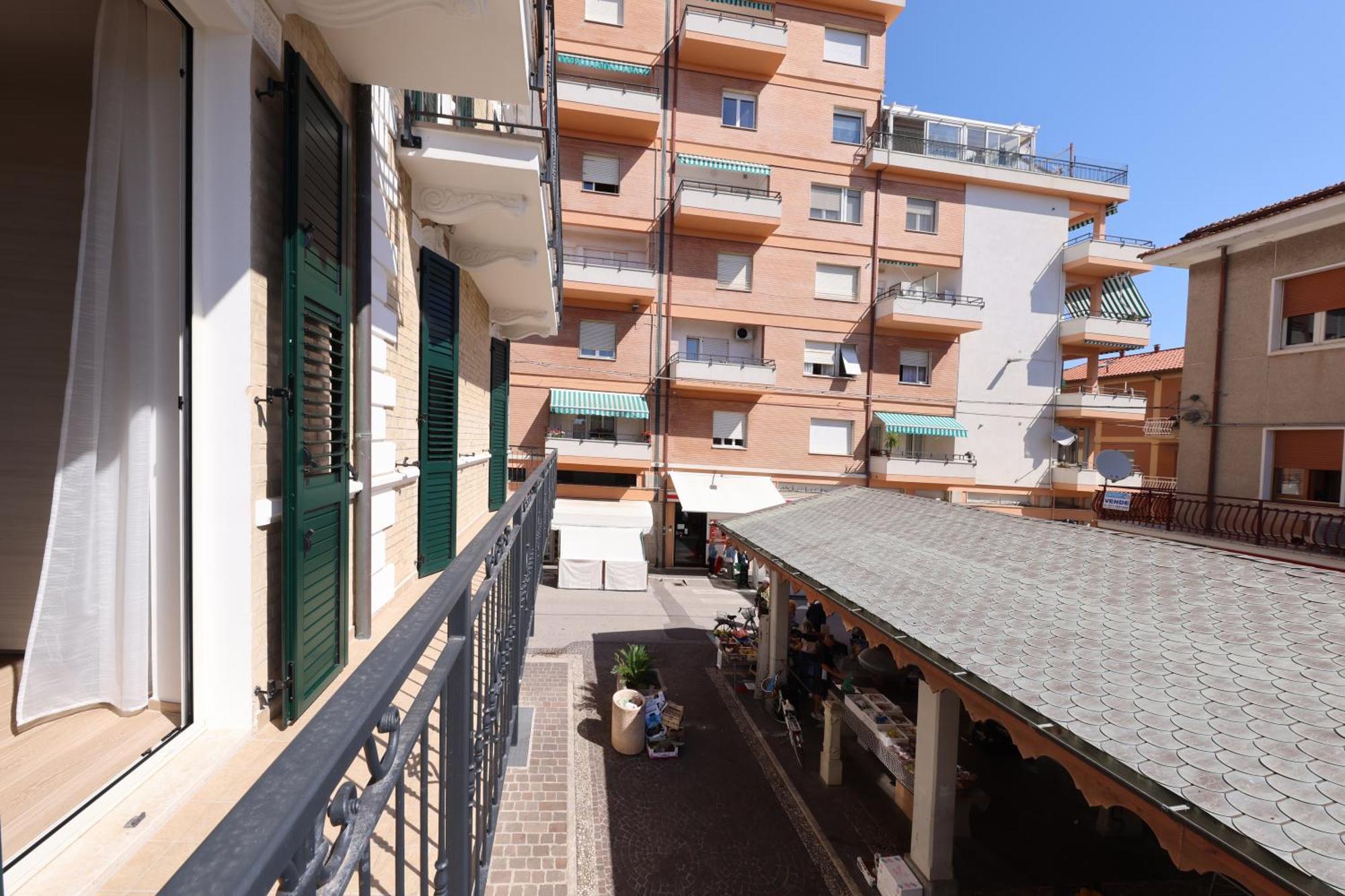 Residenza La Piazzetta Apartment ปอร์โตเรกานาติ ภายนอก รูปภาพ
