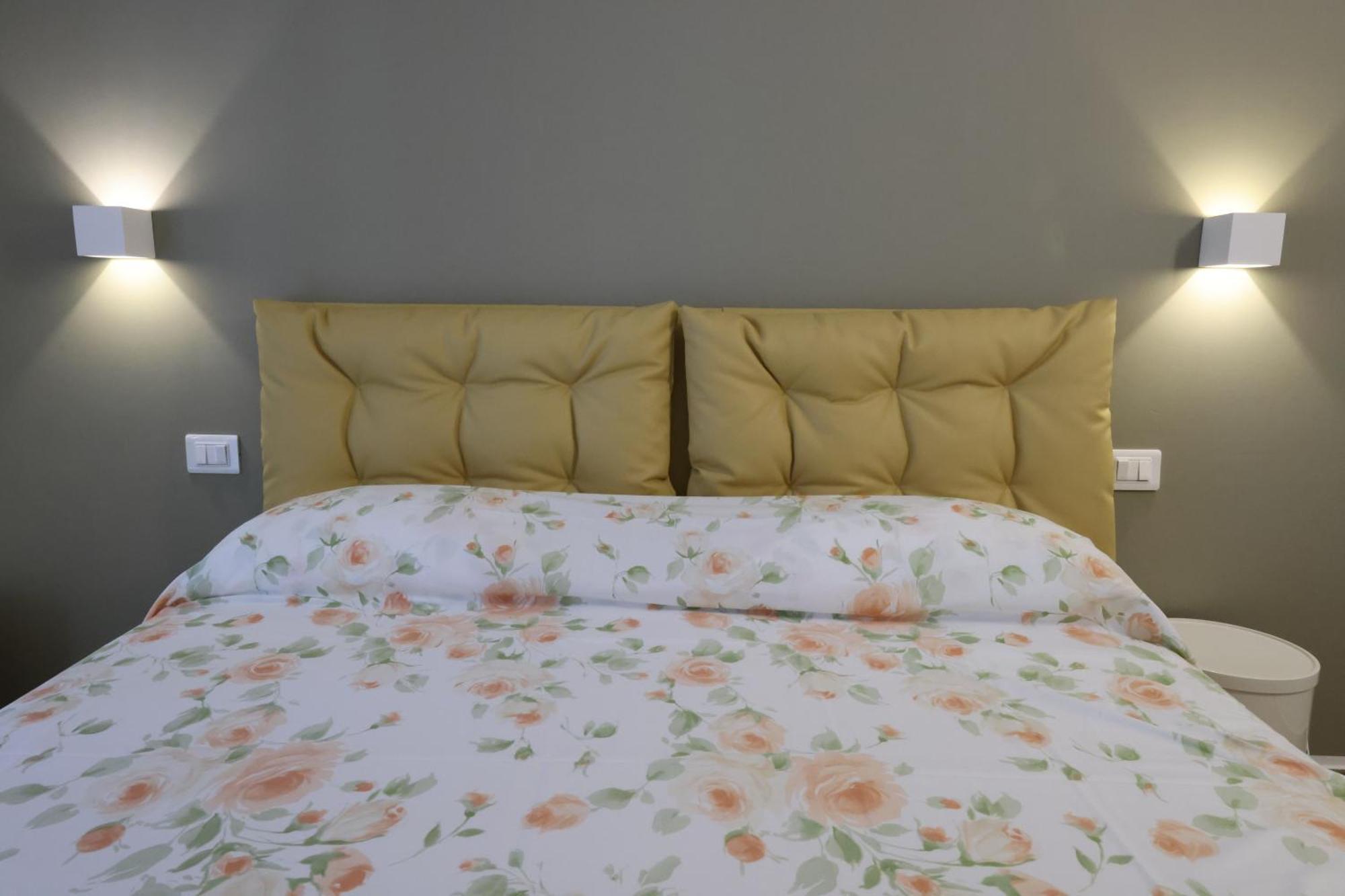 Residenza La Piazzetta Apartment ปอร์โตเรกานาติ ภายนอก รูปภาพ